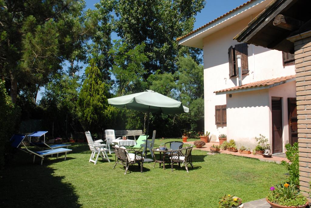 B&B Fra E Fe Arborea Exterior photo
